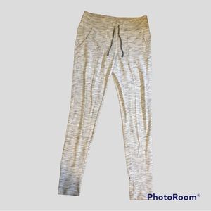 Grey Sweat Pants 🤍